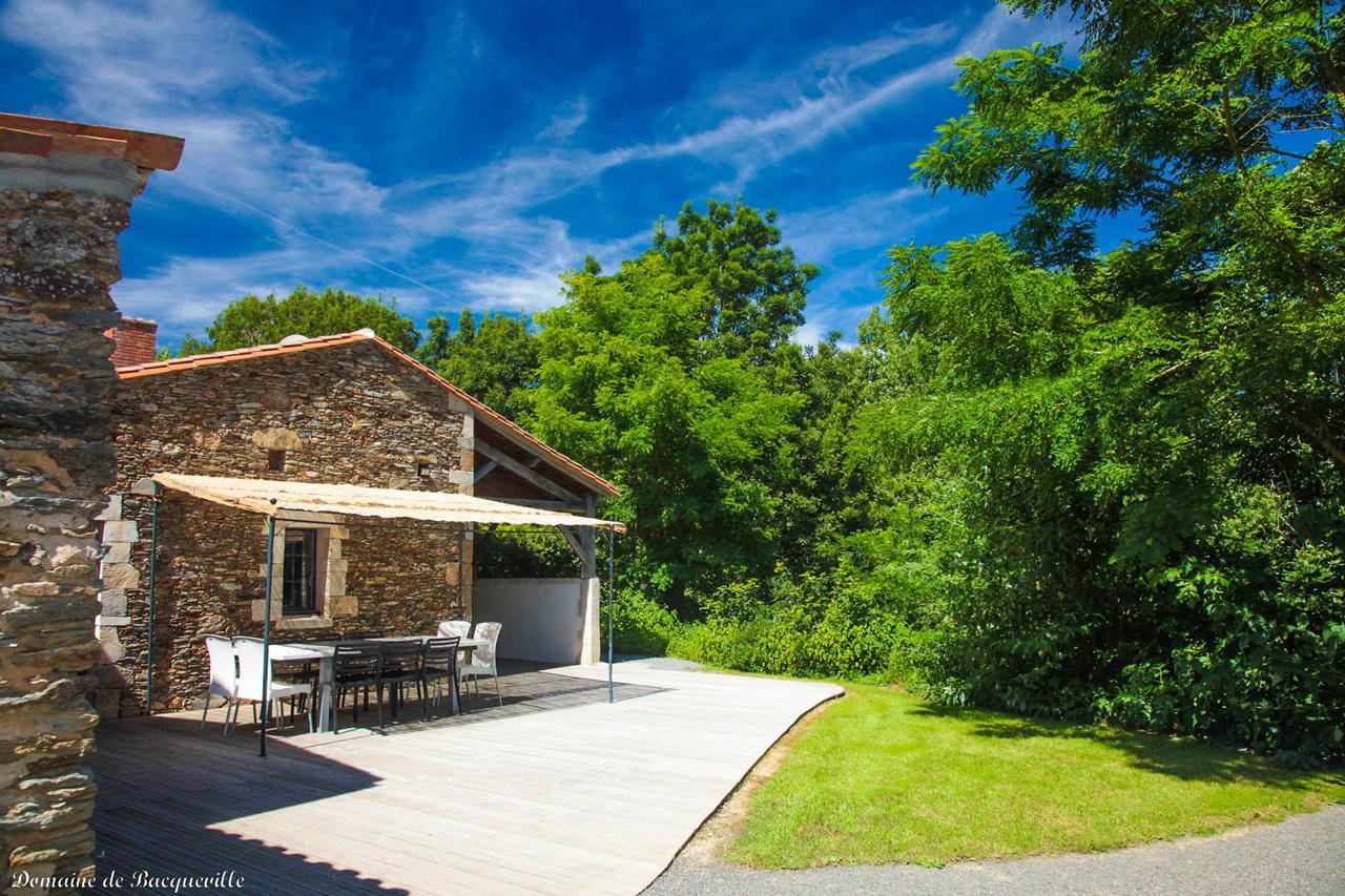 Chambres D'Hotes - Domaine De Bacqueville L'Aiguillon-sur-Vie Экстерьер фото